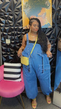 Load image into Gallery viewer, Issa Cargo Cutie