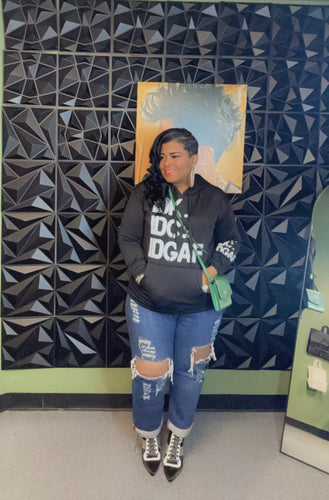 It’s Givin Mood Sweatshirt Black