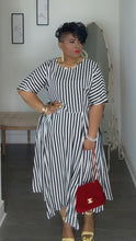 Load image into Gallery viewer, Striped Season Set (White &amp; Black)